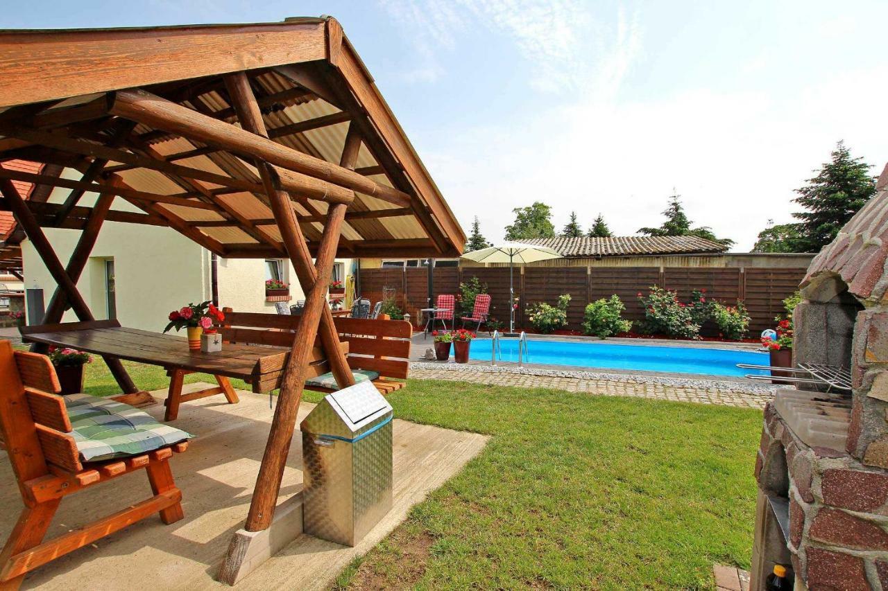 Ferienhauser Mit Pool Kummerow Schw 1010 Extérieur photo